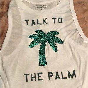 “Talk to the palm” tank